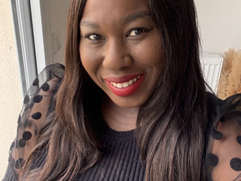 Créatrice UGC passionnée et dynamique